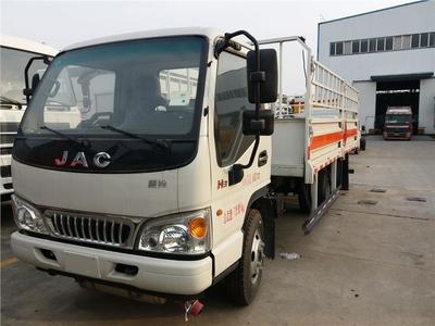 玉樹(shù)藏族自治州黃牌危險(xiǎn)物品運(yùn)輸車廠家——五十鈴放射性物品運(yùn)輸車價(jià)格優(yōu)勢(shì)解析